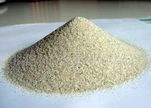 在熔断器中填充石英砂